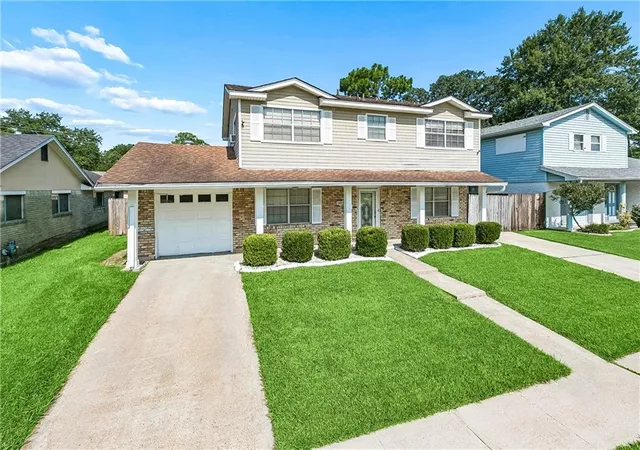 Photo 2 of Single family home for sale at 1945 Mediamolle Dr, New Orleans, LA 70114 | MLS# 2572437 | Listing updated on 2026-08-14