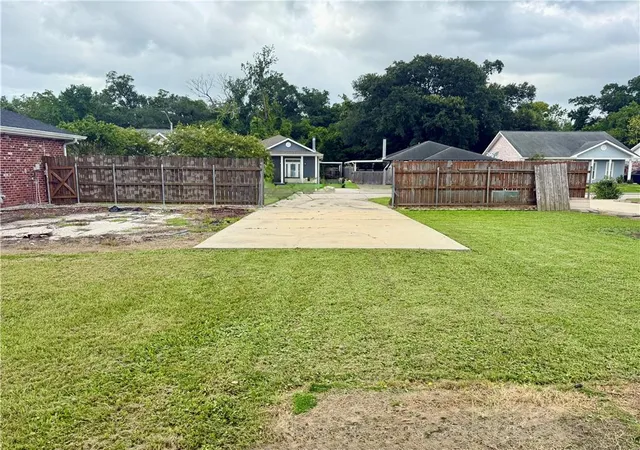3rd image of 2901 Meadow Dr, Violet, LA 70092 | MLS# 2571398