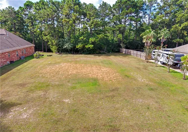 Photo 1 of Land for sale at Lot 52d Riverlake Dr, Covington, LA 70435 | MLS# 2572450 | Listing updated on 2026-08-25