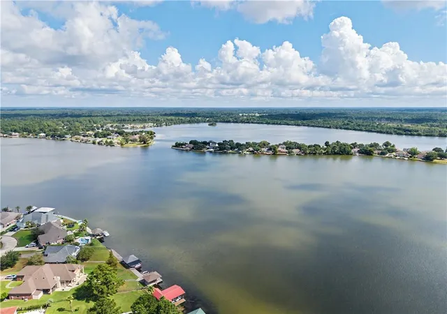 Photo 4 of Land for sale at Lot 52d Riverlake Dr, Covington, LA 70435 | MLS# 2572450 | Listing updated on 2026-08-25