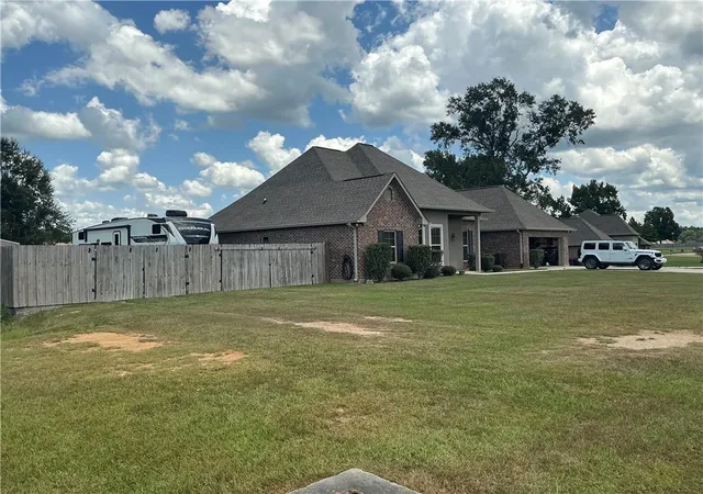 Photo 2 of Single family home for sale at 18257 Wolf Pack Tr, Loranger, LA 70446 | MLS# 2568184 | Listing updated on 2026-08-22