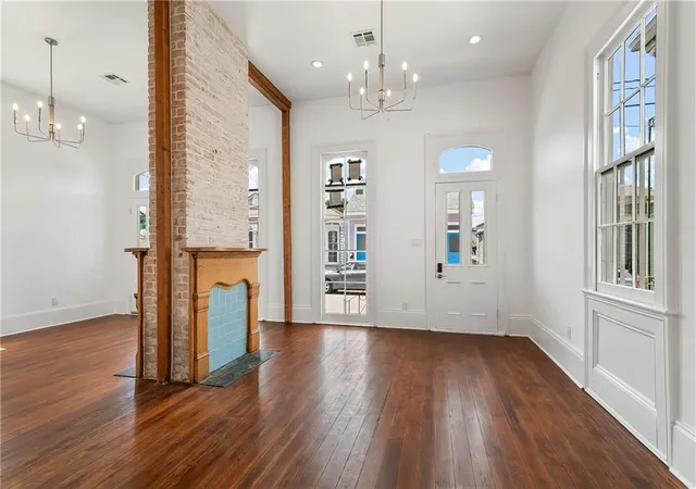 Photo 3 of Single family home for sale at 1460 N Robertson St, New Orleans, LA 70116 | MLS# 2572465 | Listing updated on 2026-08-19