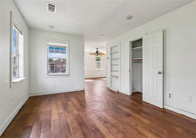 Photo 3 of Single family home for sale at 6409 Eads St, New Orleans, LA 70122 | MLS# 2571429 | Listing updated on 2026-08-15