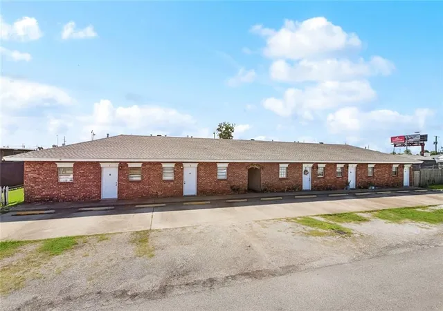 1st image of 2222 Florida Ave, Kenner, LA 70062 | MLS# 2572485