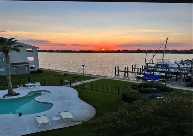 Listing Photo 2 - Condo for sale in building located at 1244 Harbor Dr, Slidell, LA 70458 - Unit #320