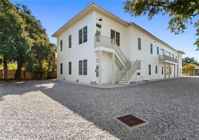 Photo 3 of Condo for sale at 315 Main St #H, Bay St Louis, MS 39520 | MLS# 2572544 | Listing updated on 2026-10-06