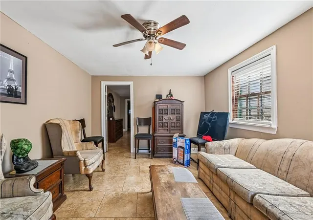 Listing Photo 4 - Condo for sale in building located at 906 Verret St, New Orleans, LA 70114