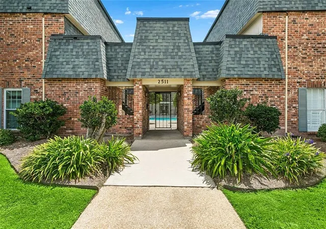 1st image of 2511 Metairie Lawn Dr #113, Metairie, LA 70002 | MLS# 2572533