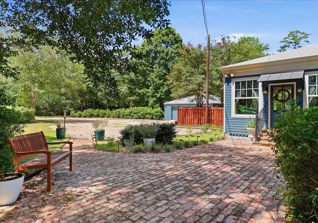 Photo 3 of Single family home for sale at 74327 Military Rd, Covington, LA 70435 | MLS# 2571551 | Listing updated on 2026-08-19
