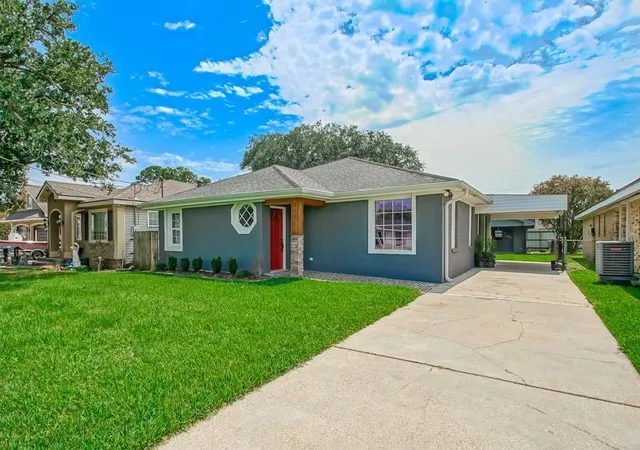 2nd image of 2121 Margaret Ln, Meraux, LA 70075 | MLS# 2572265