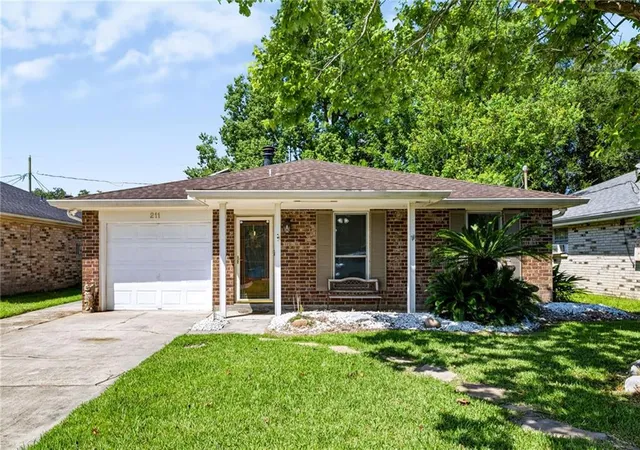 Photo 1 of Single family home for sale at 211 Janet Dr, St Rose, LA 70087 | MLS# 2572079 | Listing updated on 2026-08-20