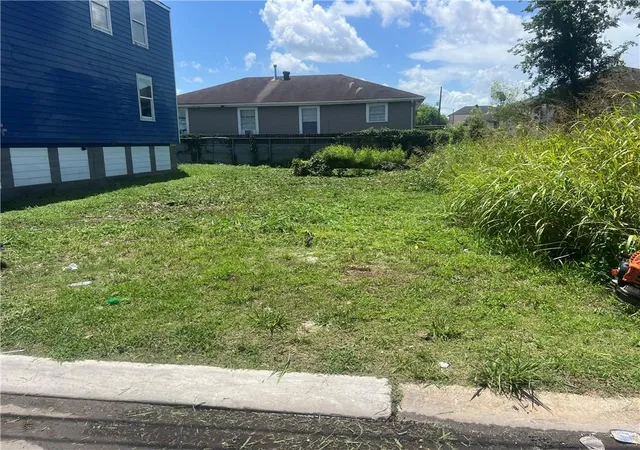 Photo 1 of Land for sale at 2332 S Roman St, New Orleans, LA 70125 | MLS# 2572590 | Listing updated on 2026-08-14