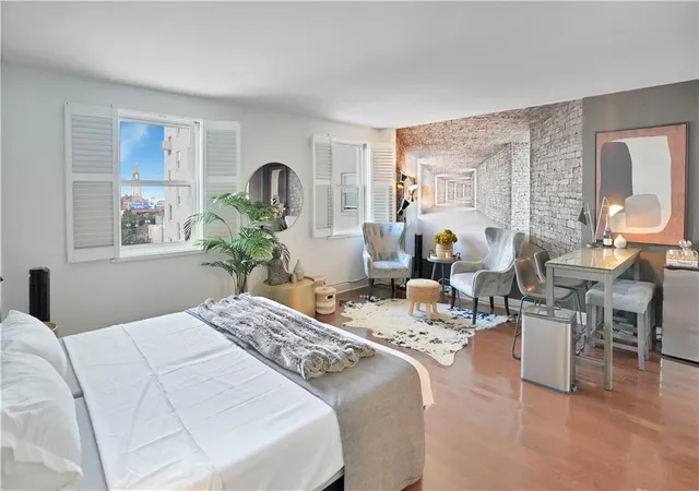 Photo 3 of Condo for sale at 1205 St Charles Ave #704, New Orleans, LA 70130 | MLS# 2572456 | Listing updated on 2026-08-14