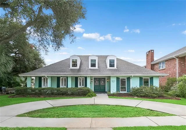 1st image of 4400 Elmwood Pkwy, Metairie, LA 70003 | MLS# 2572556
