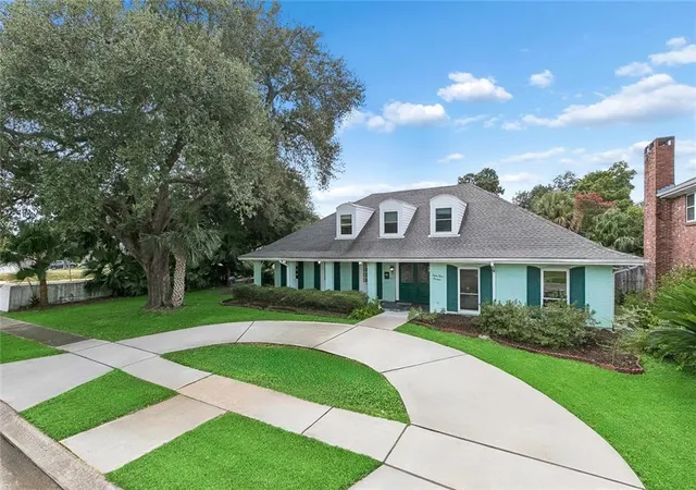 39th image of 4400 Elmwood Pkwy, Metairie, LA 70003 | MLS# 2572556
