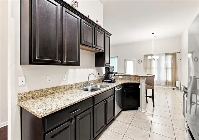 Photo 3 of Single family home for sale at 2637 Watergate Way, Marrero, LA 70072 | MLS# 2572613 | Listing updated on 2026-08-15