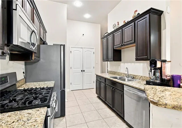 Photo 4 of Single family home for sale at 2637 Watergate Way, Marrero, LA 70072 | MLS# 2572613 | Listing updated on 2026-08-15