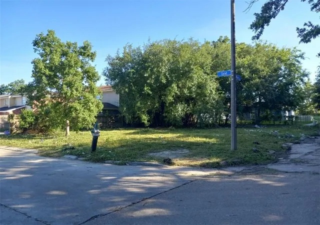 Land for sale at 7860 Sand St, New Orleans, LA 70128 | MLS# 2572622