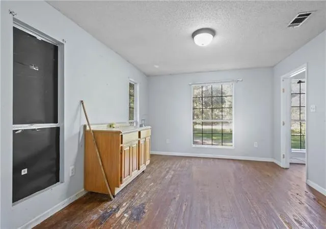 Photo 2 of Single family home for sale at 25567 W Sycamore St, Lacombe, LA 70445 | MLS# 2572727 | Listing updated on 2026-08-16