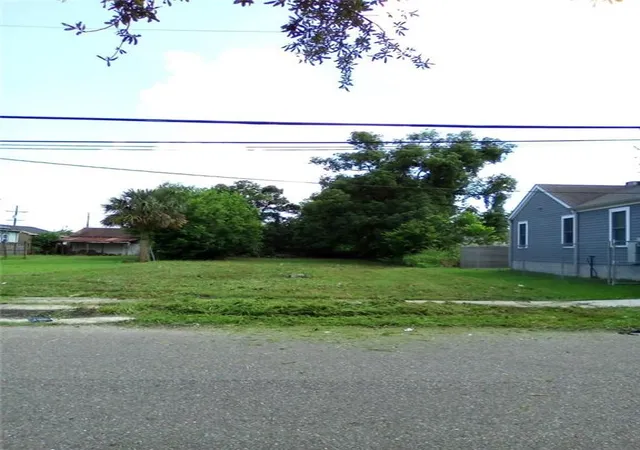 Photo 1 of Land for sale at 2027 Deslonde St, New Orleans, LA 70117 | MLS# 2572743 | Listing updated on 2026-08-16