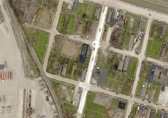 Photo 2 of Land for sale at 2926 Laussat Pl, New Orleans, LA 70117 | MLS# 2572752 | Listing updated on 2026-08-16