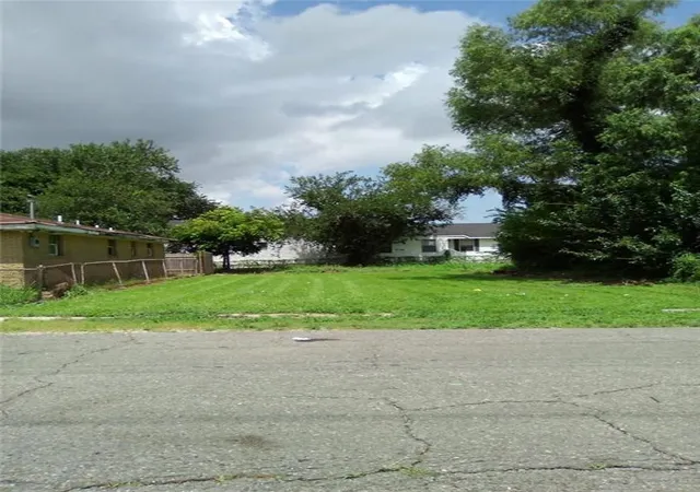 Photo 1 of Land for sale at 2032 France St, New Orleans, LA 70117 | MLS# 2572754 | Listing updated on 2026-08-16