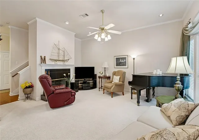 Photo 3 of Townhouse for sale at 5 W Nouveau Ln, Metairie, LA 70003 | MLS# 2571916 | Listing updated on 2026-08-18
