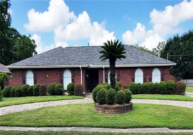 1st image of 1700 Transcontinental Dr, Metairie, LA 70001 | MLS# 2570683