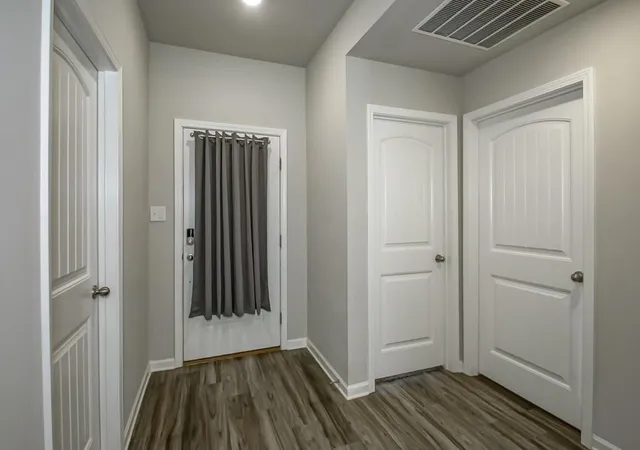 Photo 4 of Single family home for sale at 18245 Fox Holw Loop, Hammond, LA 70401 | MLS# 2572797 | Listing updated on 2026-08-26