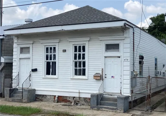 Multi family home for sale at 452 54 Jackson Ave, New Orleans, LA 70130 | MLS# 2572715