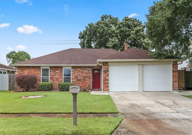 1st image of 1920 Hampton Dr, Harvey, LA 70058 | MLS# 2572731