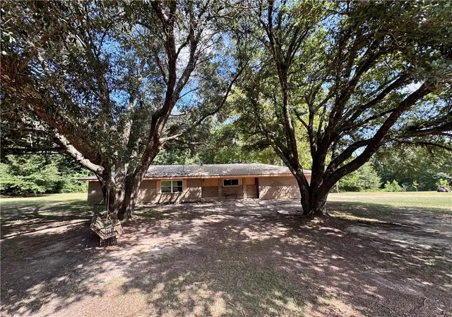 2nd image of 31121 Hwy 62 Hwy, Franklinton, LA 70438 | MLS# 2572545