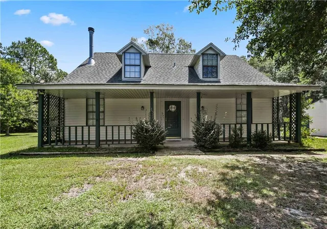 Photo 2 of Single family home for sale at 60360 Kay Dr, Lacombe, LA 70445 | MLS# 2572317 | Listing updated on 2026-08-17