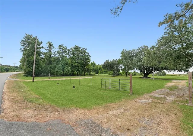 17th image of 1217 Delacroix Hwy, St Bernard, LA 70085 | MLS# 2572817