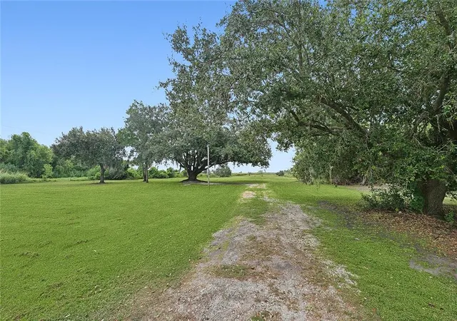2nd image of 1217 Delacroix Hwy, St Bernard, LA 70085 | MLS# 2572817