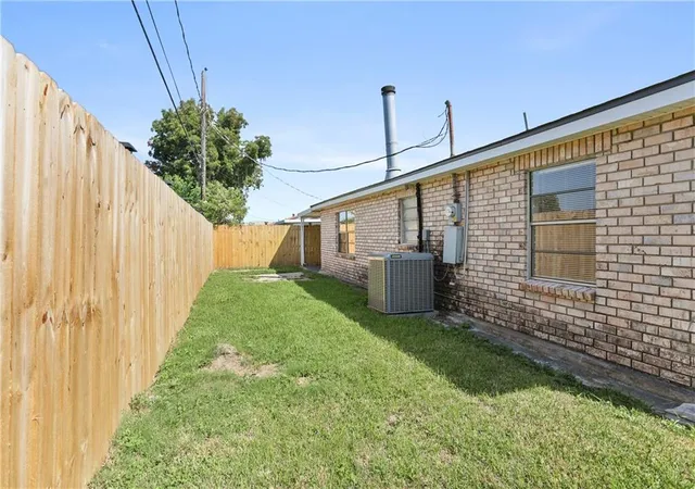 Photo 16 of Single family home for sale at 437 Turtle Crk Ln, St Rose, LA 70087 | MLS# 2572870 | Listing updated on 2026-08-17