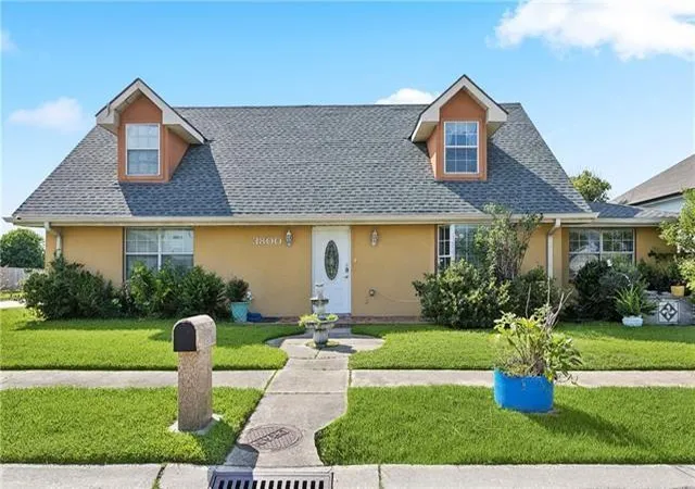 1st image of 3800 Mumphrey Rd, Chalmette, LA 70043 | MLS# 2572887