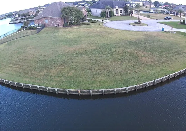 Photo 3 of Land for sale at 511 Logan Is Ct, Slidell, LA 70458 | MLS# 2572965 | Listing updated on 2026-08-18