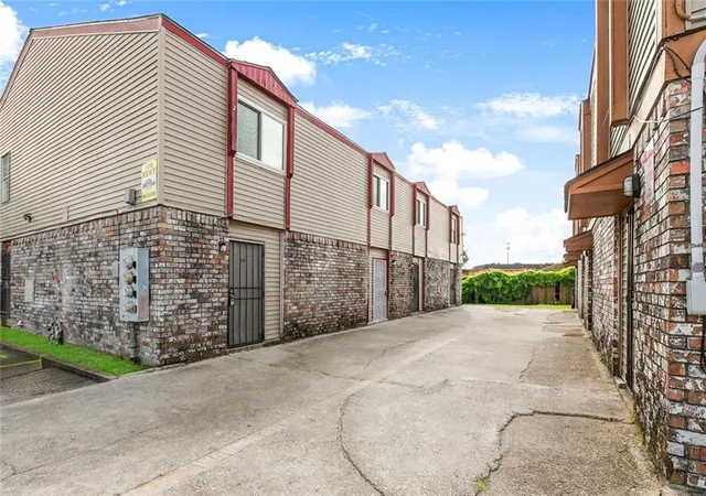 Photo 1 of Multi family home for sale at 6001 07 Tullis Dr, New Orleans, LA 70131 | MLS# 2573030 | Listing updated on 2026-08-26