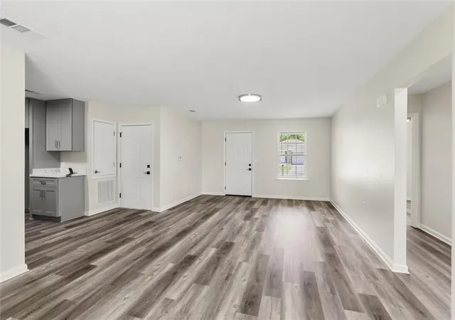 Photo 3 of Single family home for sale at 105 Clifford Ct St, Westwego, LA 70094 | MLS# 2573094 | Listing updated on 2026-08-23