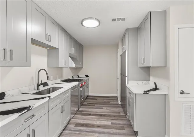 Photo 3 of Single family home for sale at 105 Clifford Ct St, Westwego, LA 70094 | MLS# 2573094 | Listing updated on 2026-08-23