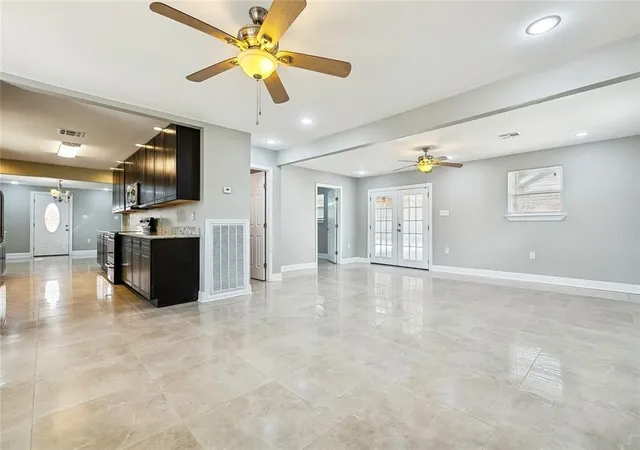 3rd image of 2212 Kenneth Dr, Violet, LA 70092 | MLS# 2573042