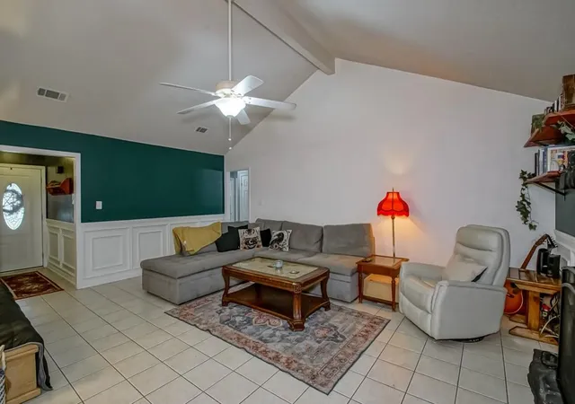 Photo 2 of Single family home for sale at 2523 Oriole St, Slidell, LA 70460 | MLS# 2572882 | Listing updated on 2026-08-19