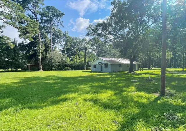 Photo 15 of Sale Pending at 42660 Mike Cooper Rd, Ponchatoula, LA 70454 | MLS# 2573064 | Listing updated on 2026-08-26
