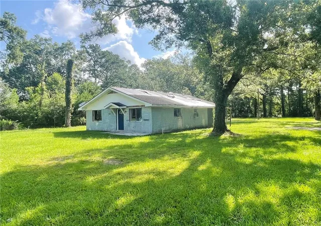 Photo 1 of Sale Pending at 42660 Mike Cooper Rd, Ponchatoula, LA 70454 | MLS# 2573064 | Listing updated on 2026-08-26