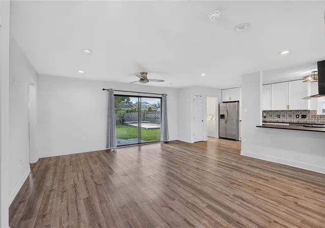 Photo 3 of Single family home for sale at 3916 Haring Rd, Metairie, LA 70006 | MLS# 2573113 | Listing updated on 2026-08-19
