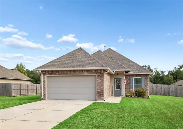 Photo 1 of Single family home for sale at 20105 Elijah Bnd, Ponchatoula, LA 70454 | MLS# 2573178 | Listing updated on 2026-08-20