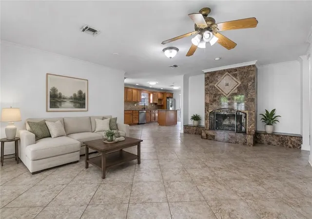 2nd image of 1305 Orchid Dr, Harvey, LA 70058 | MLS# 2573208