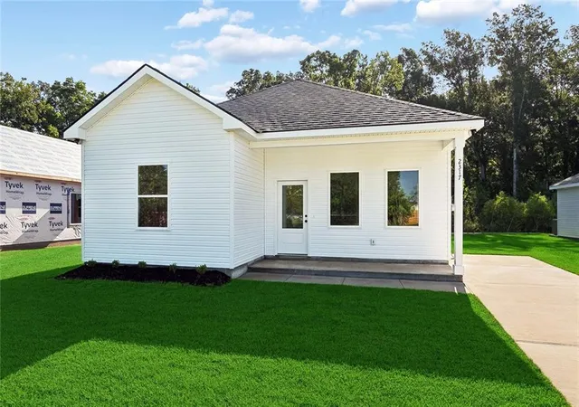 1st image of 2317 Caddy Dr, Marrero, LA 70072 | MLS# 2573271