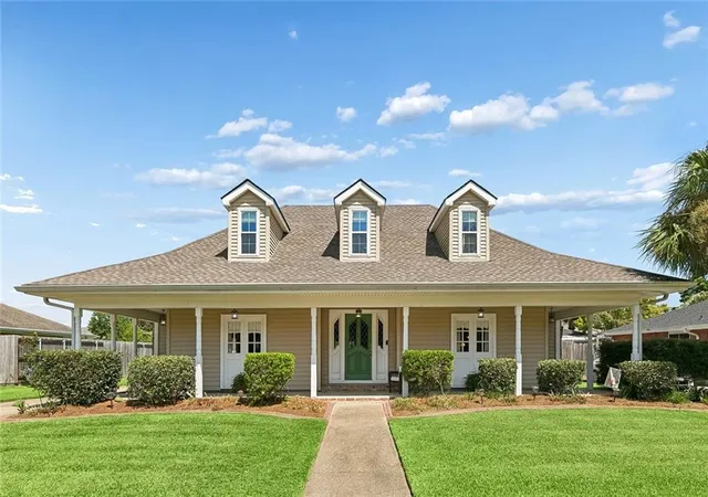 1st image of 22 Everglades St, Kenner, LA 70065 | MLS# 2573251